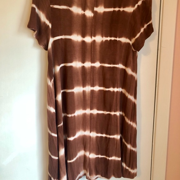 Brown Tie Dye T-Shirt Dress - Picture 4 of 4